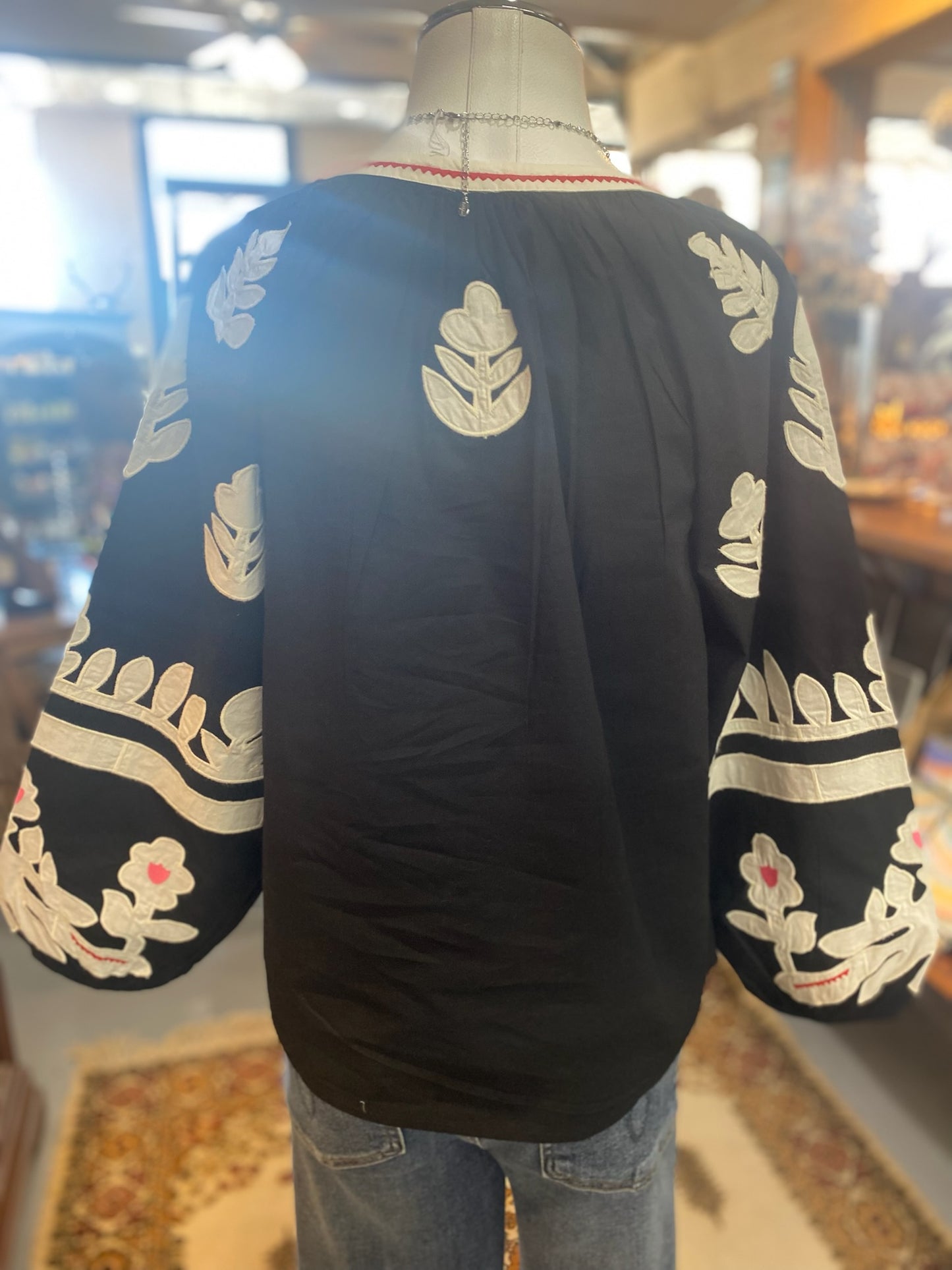 Appliqué Top in Black