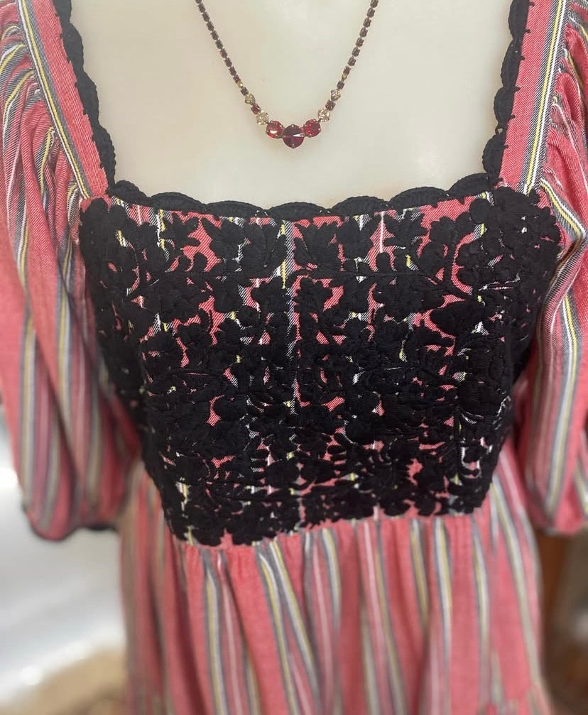 Sierra Dress with Pockets and Embroidery