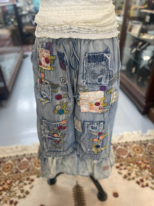 Embroidery Patchwork Capri’s with Pockets and Drawstring