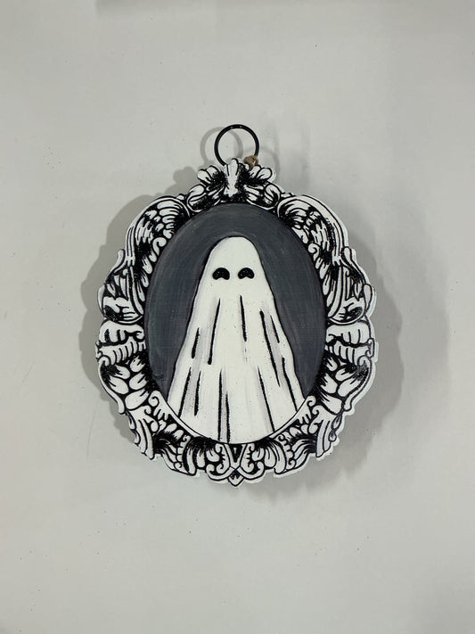 Oval Baroque Ghost