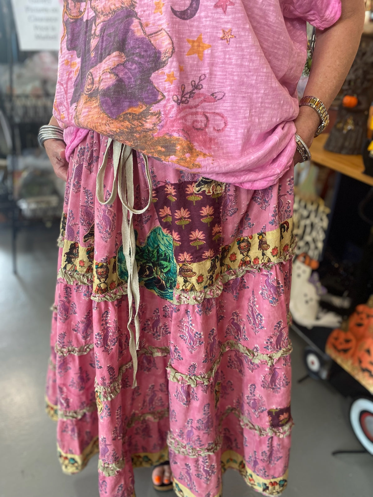 Dune light skirt in pink with pockets and drawstring