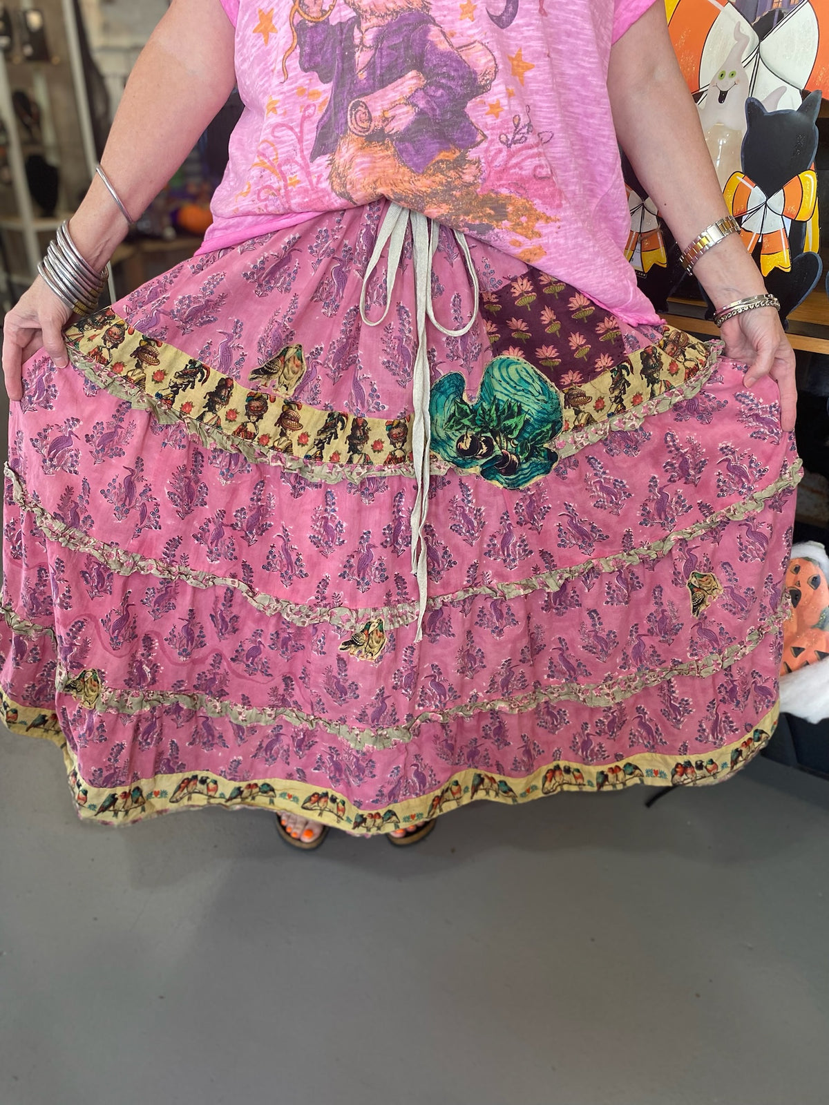 Dune light skirt in pink with pockets and drawstring