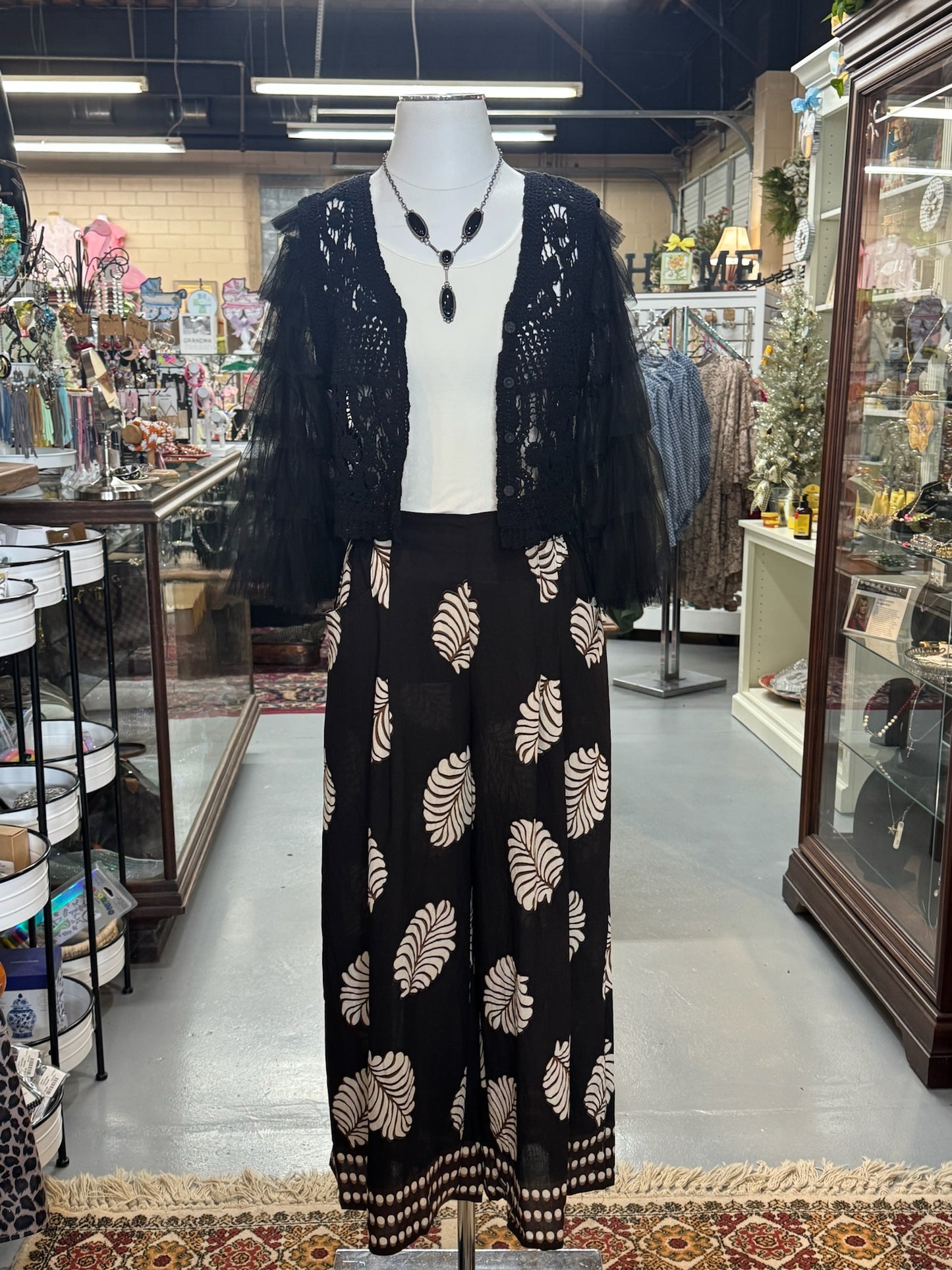 Abstract Border Print Pants