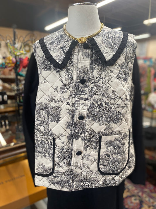 Forest Black Vest with Pockets