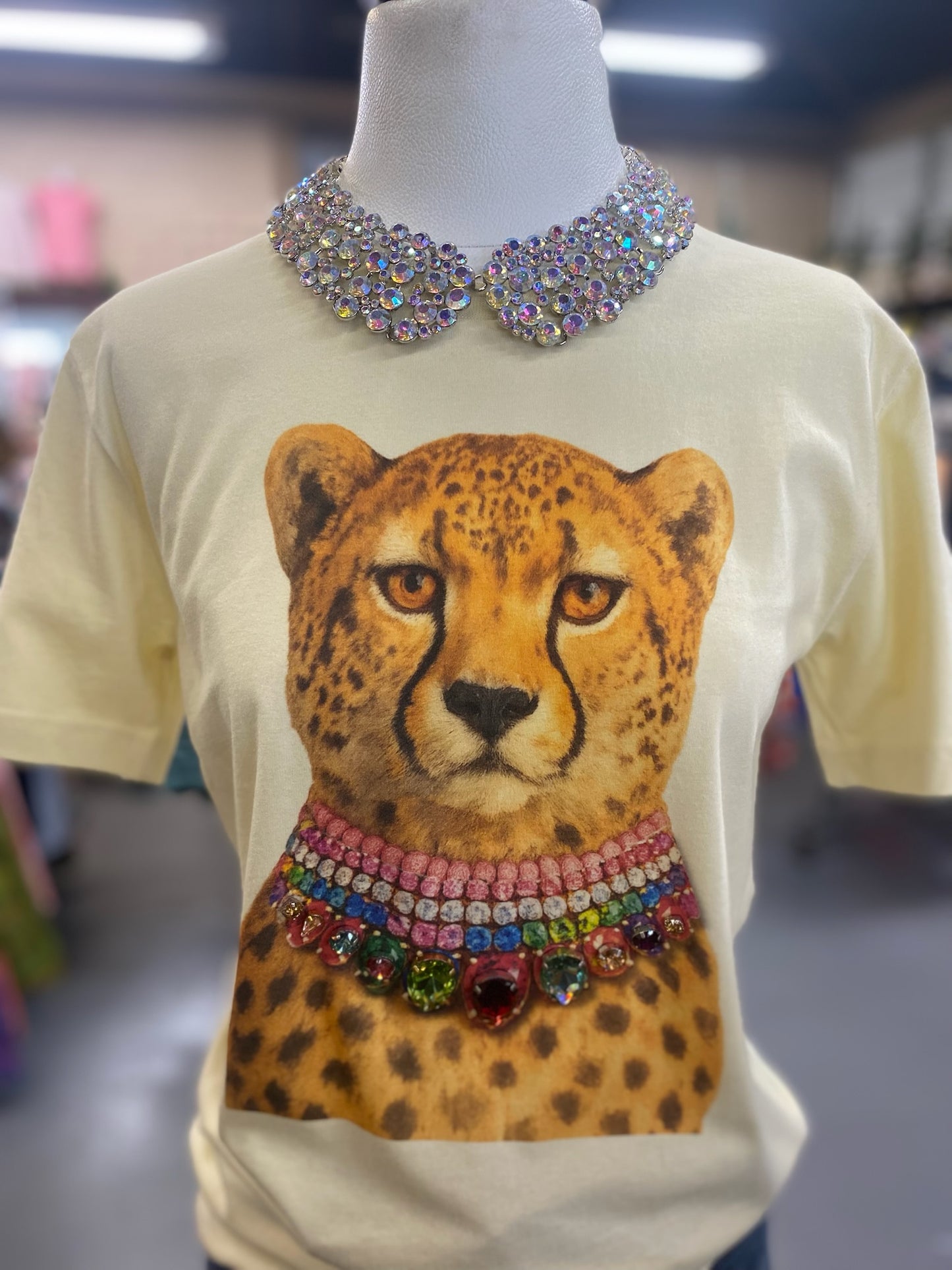 Jeweled Collar Leopard T-shirt