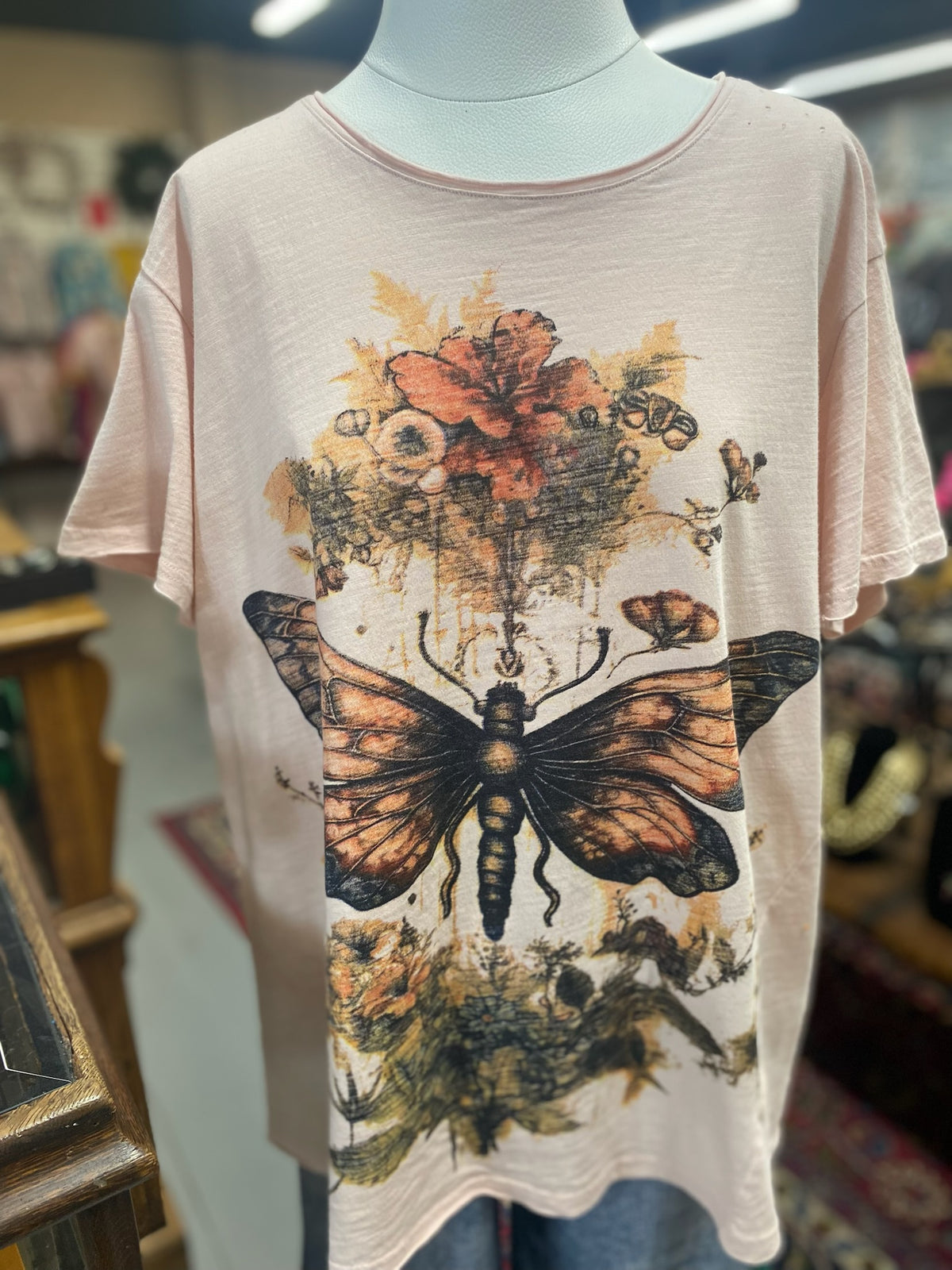 Moon Dance T-shirt in Pink